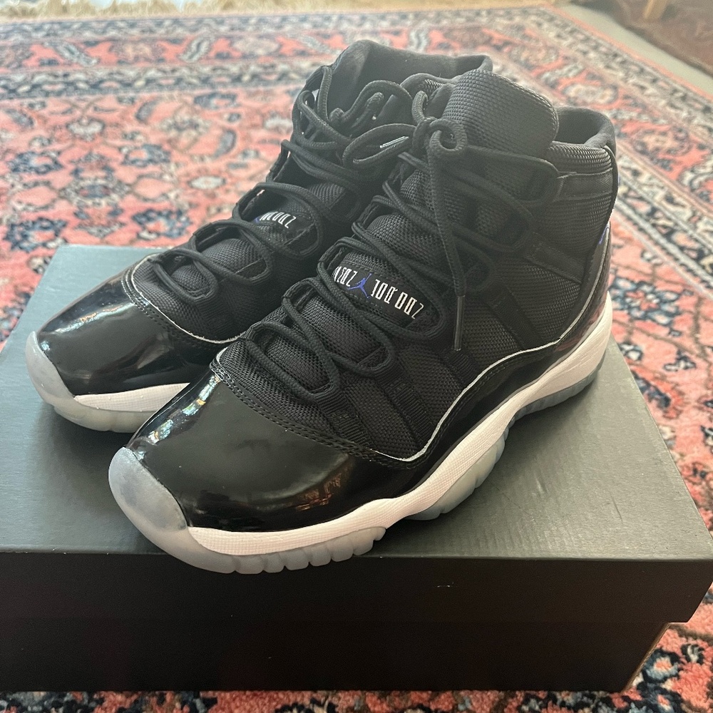 BRAND NEW Black/Concord White Air Jordan 11 Retro BG- W 7.5/ M. 6/ Youth 6Y